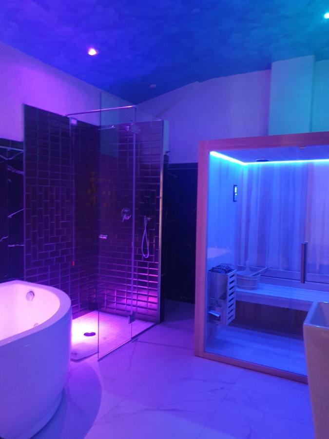 Setteabbracci Suite & Apartments بارونيسي المظهر الخارجي الصورة