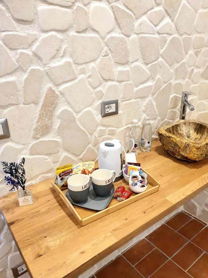 Setteabbracci Suite & Apartments بارونيسي المظهر الخارجي الصورة